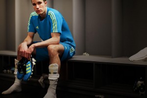 开云体育下载-总决赛之夜，浓眉筑起叹息之墙，当无解成为唯一的注解