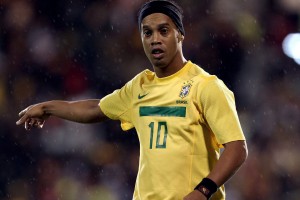 开云体育官网-欧冠决赛焦点战，当爱尔兰的绿意击溃突尼斯的沙漠