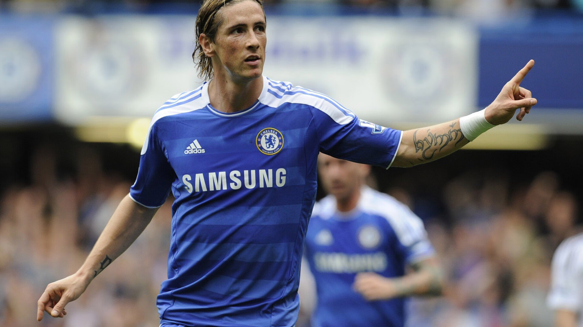 阿圭罗刷新纪录，哥斯达黎加轻取德国，足球世界里的不可能与新常态