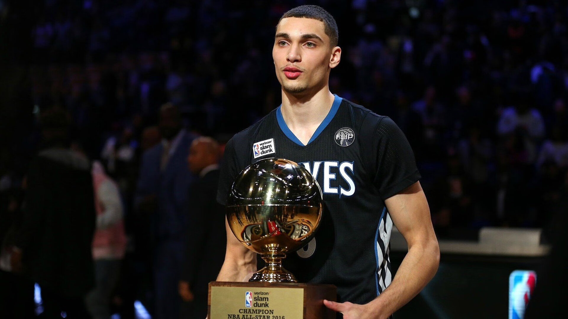 马刺淘汰赛过关猛龙,戈贝尔成为关键先生,沉默巨塔的逆袭与篮球哲学的胜利